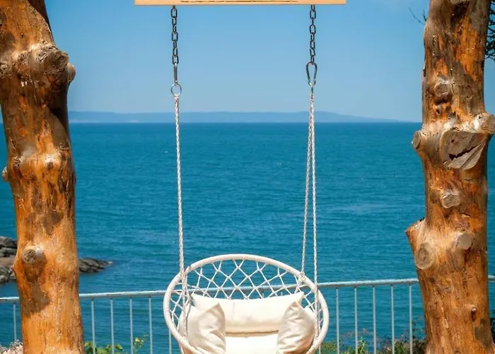 Paradise Bay فندق