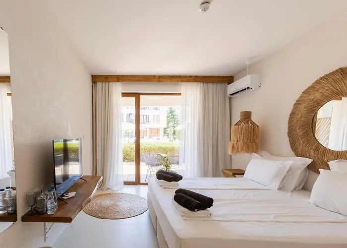 فندق Paradise Bay سوزوبول