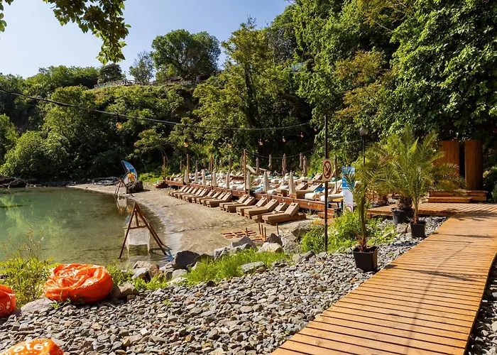 Paradise Bay فندق