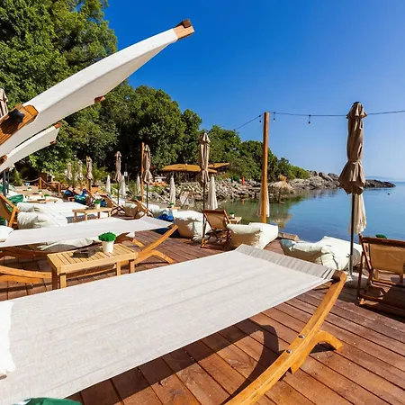 Hotel Paradise Bay