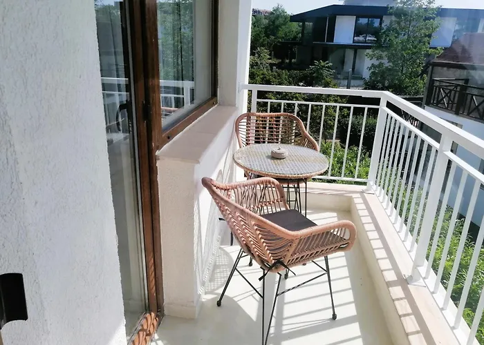 Hotel Paradise Bay 3*