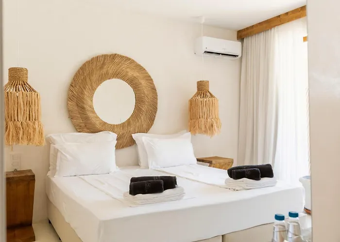 Hotel Paradise Bay 3*